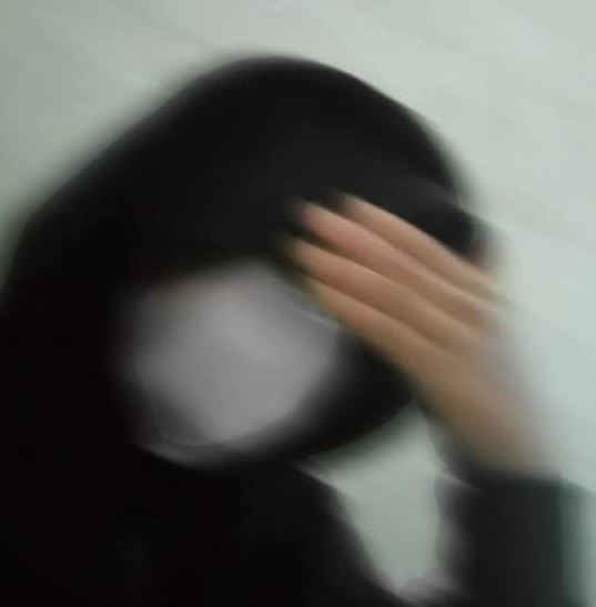1 Foto Cewek Hijab Pakai Masker Blur